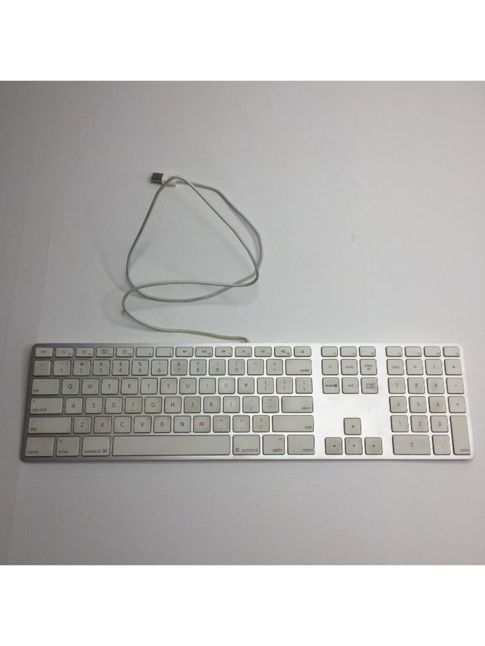 Apple Wired Keyboard Model A1243 Numeric Keypad USB Connection